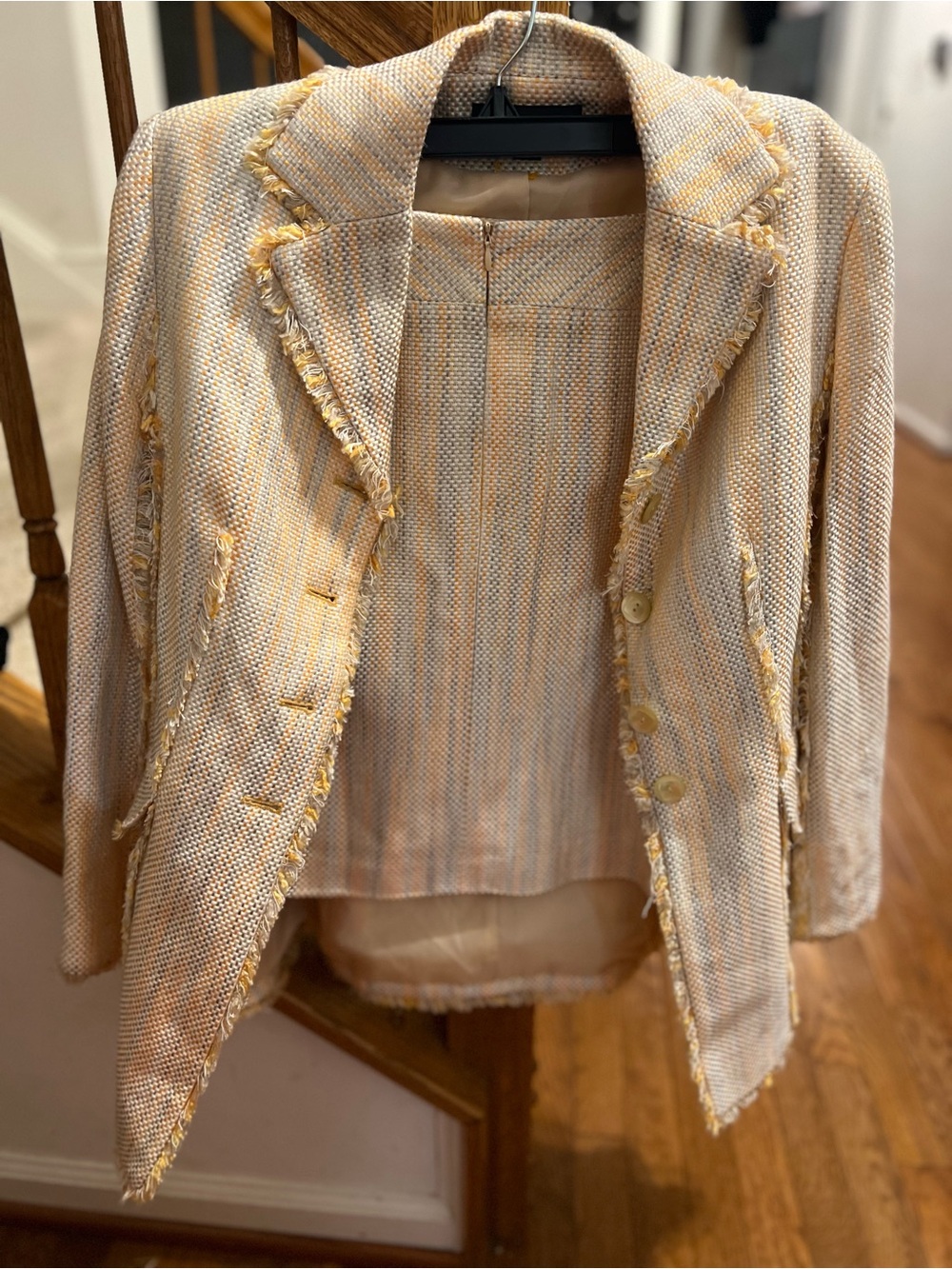Larry Levine Peach-Cream Tweed Blazer with Fringe Detailing